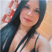 Professora de língua portuguesa e literatura para criança de todas as idades